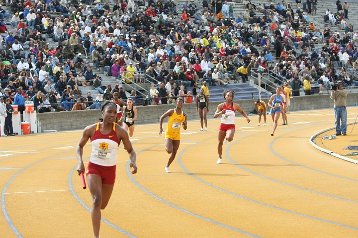 2010 Pac-10 Sun-189.JPG - 2010 Pac-10 Track and Field Championships, may15-16, Edwards Field, University of California, Berkeley, California.